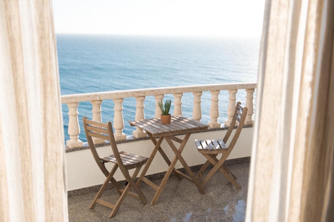 Laneez Ericeira Surf House Hostel Exterior foto