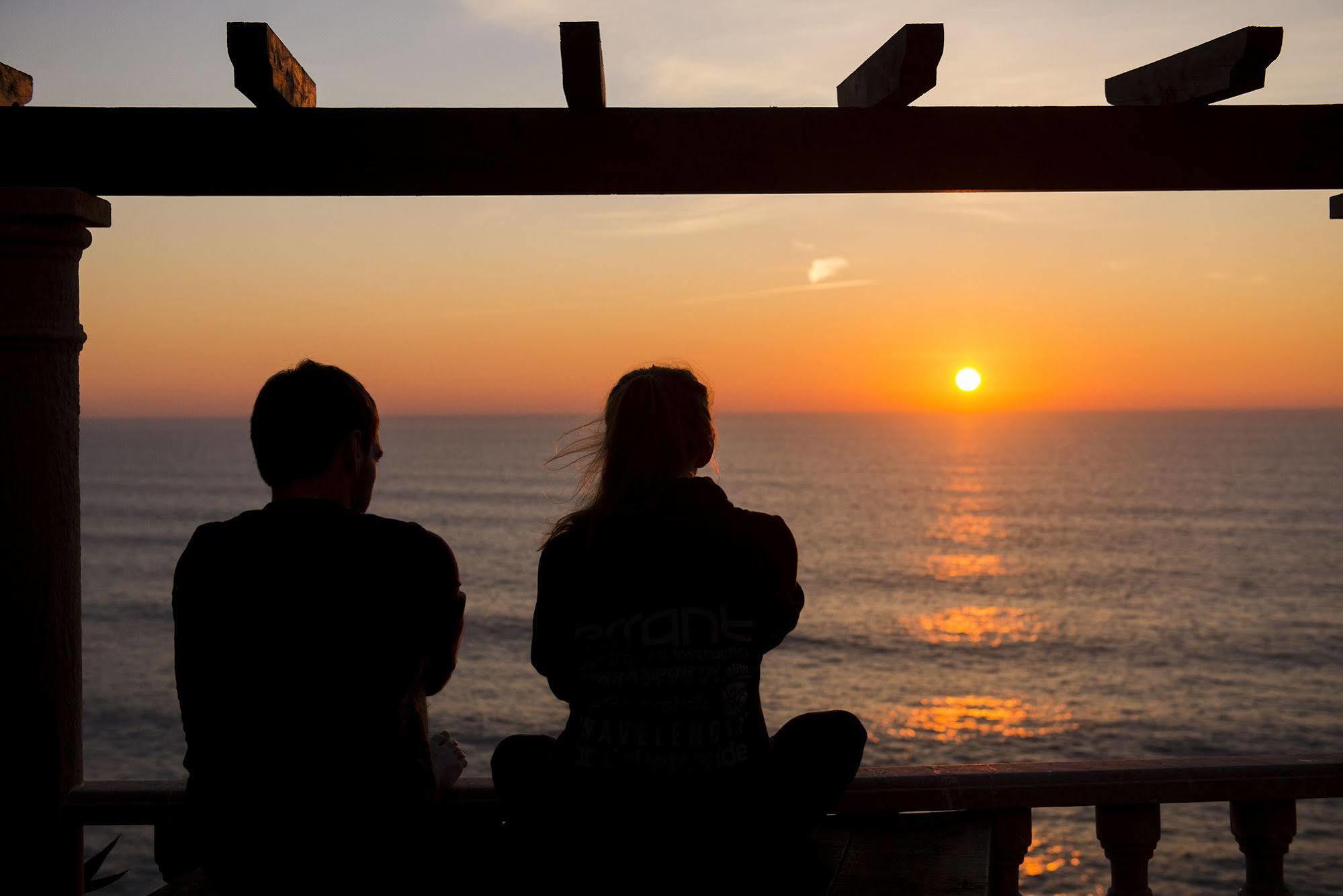 Laneez Ericeira Surf House Hostel Exterior foto