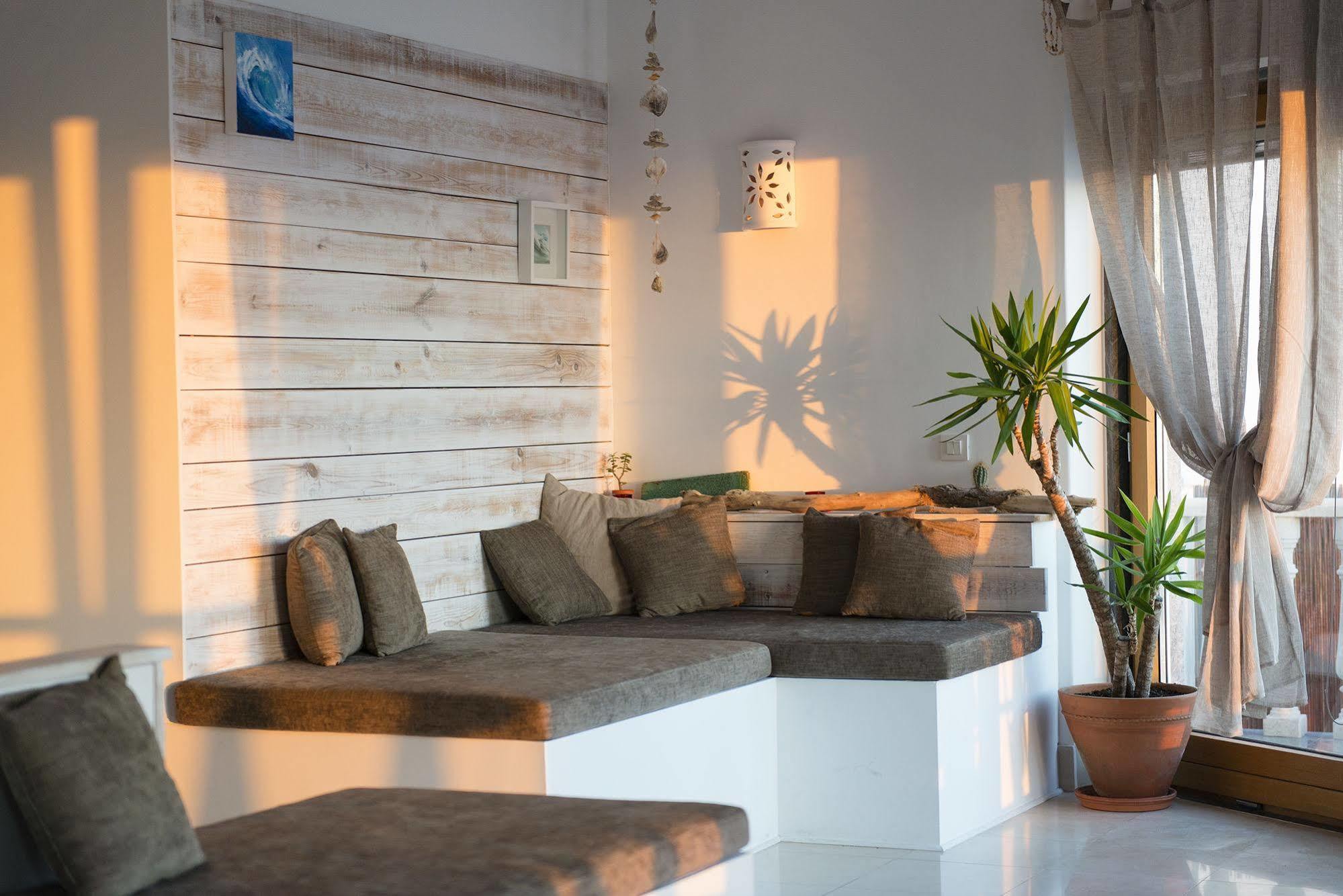 Laneez Ericeira Surf House Hostel Exterior foto
